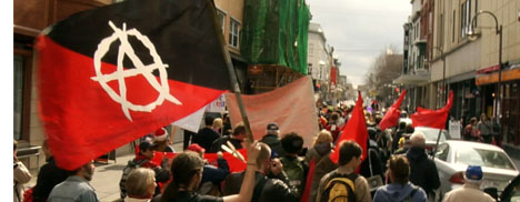 Plus il y a de lois, plus il y  a de voleurs